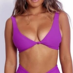 Skatie Bikini in "Vacay" (Penny top size XL, Melly bottom size L)